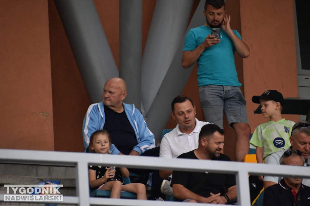 Zdjęcia kibiców z meczu Siarki z rezerwami Korony