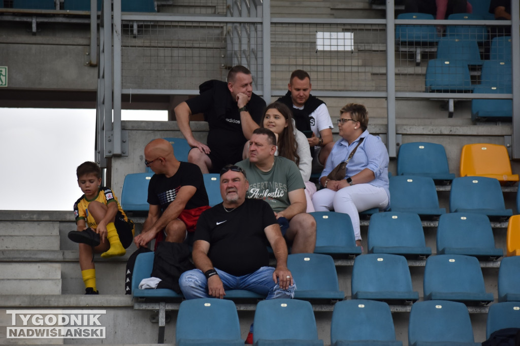 Zdjęcia kibiców z meczu Siarki z rezerwami Korony