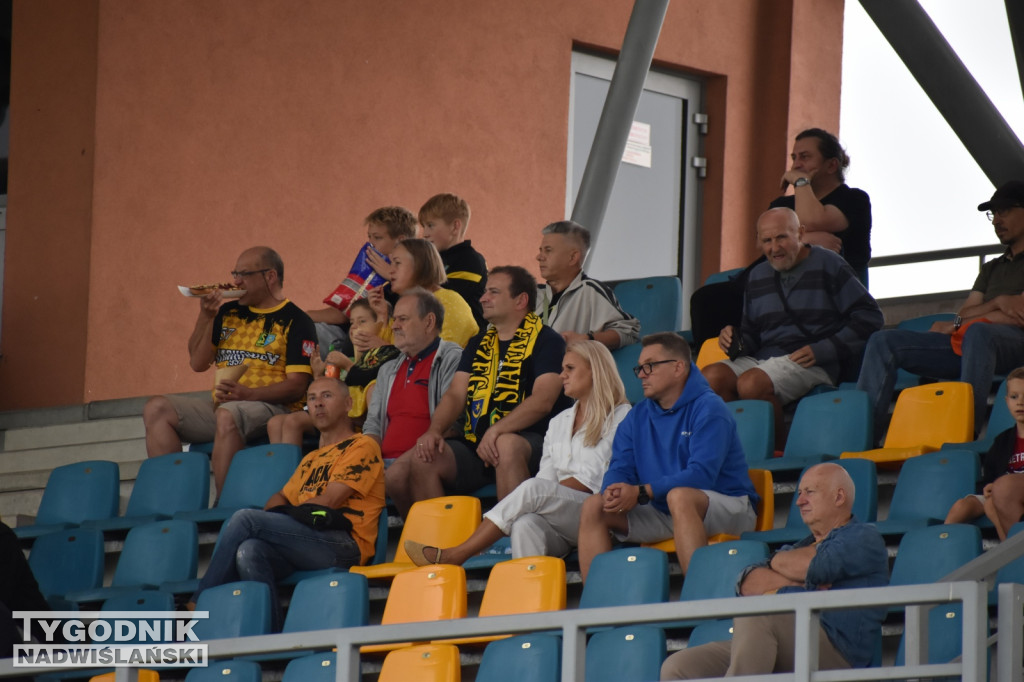 Zdjęcia kibiców z meczu Siarki z rezerwami Korony