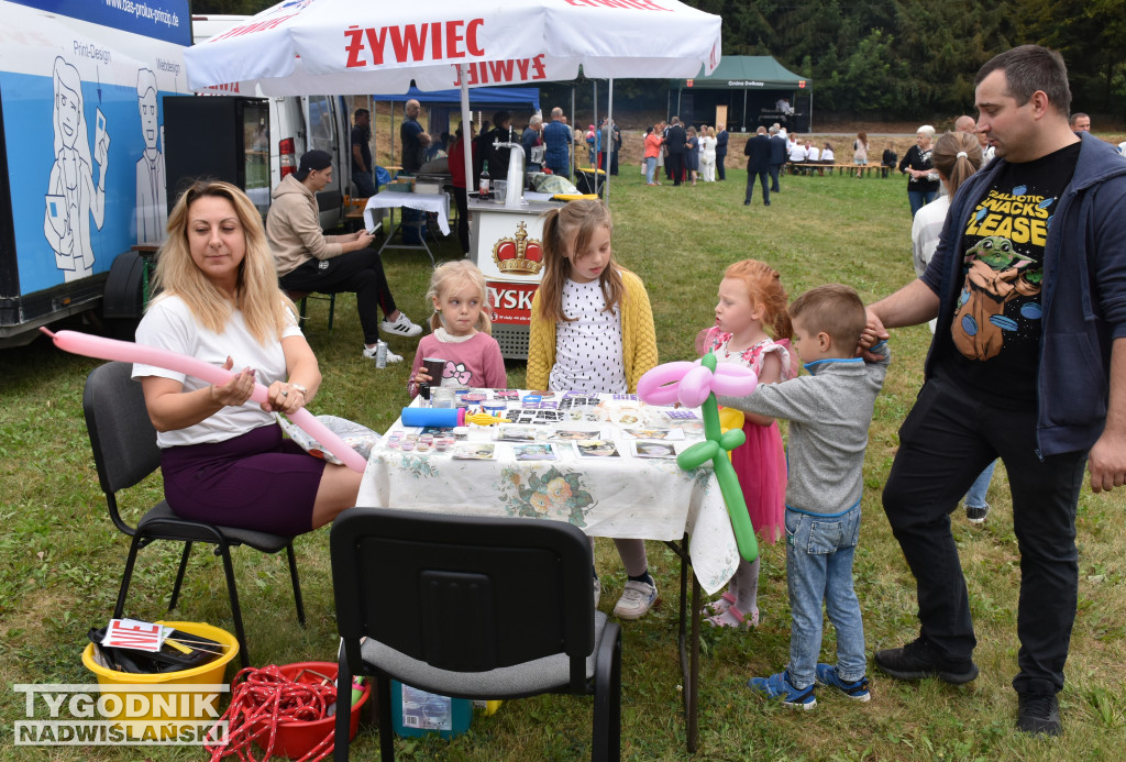 Otwarcie wyremontowanej baszty w N. Kicharach