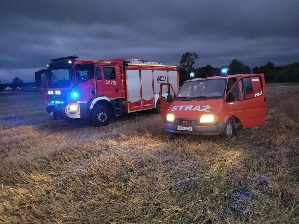 Pożar auta w gm. Baćkowice