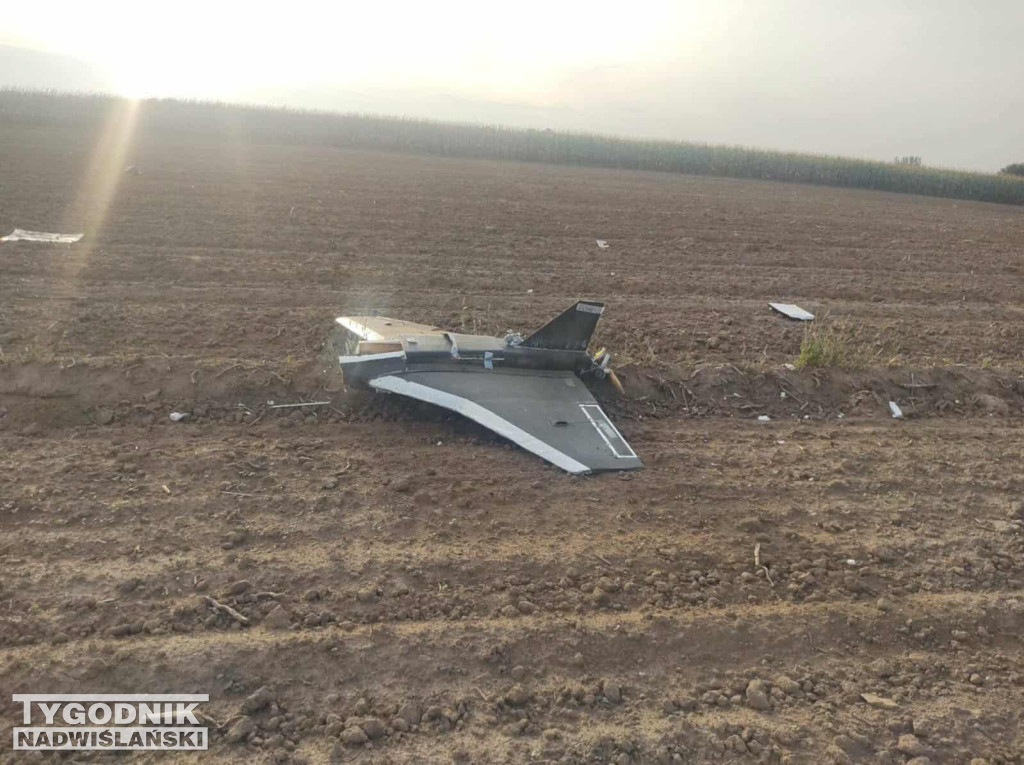 Dron spadł w Sobótce, gm. Ożarów