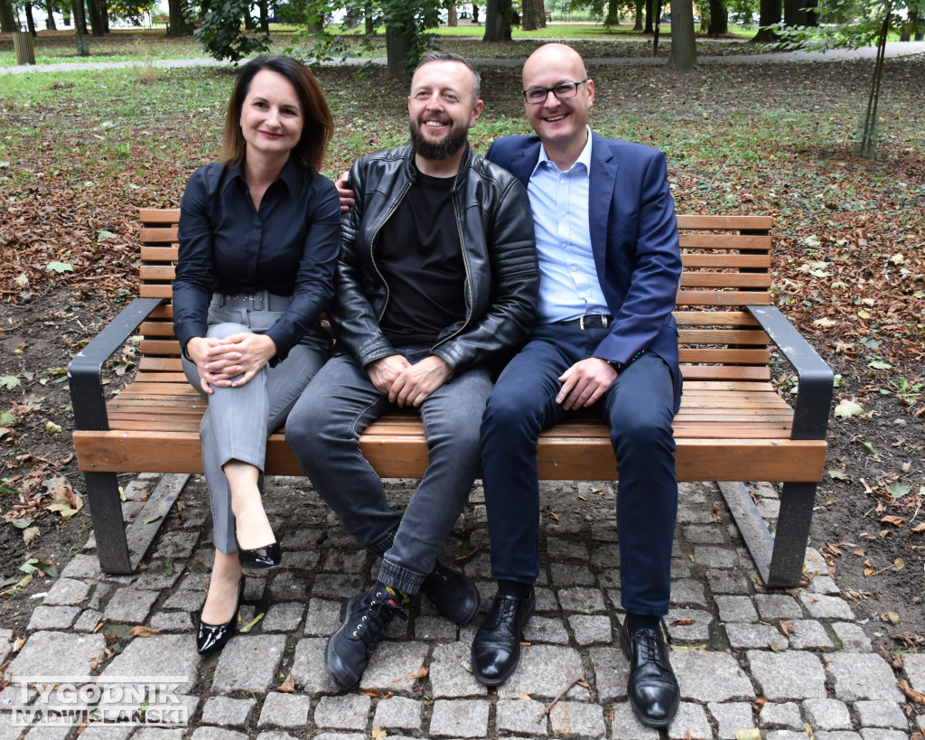 Ławki Mistrzów Kryminału w Sandomierzu