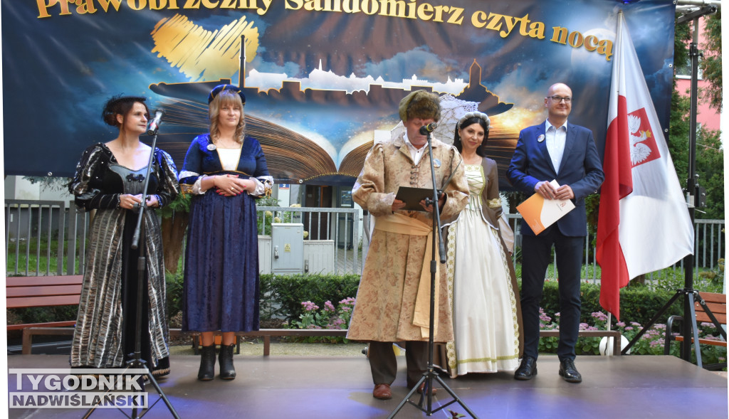 Prawobrzeżny Sandomierz Czyta Nocą