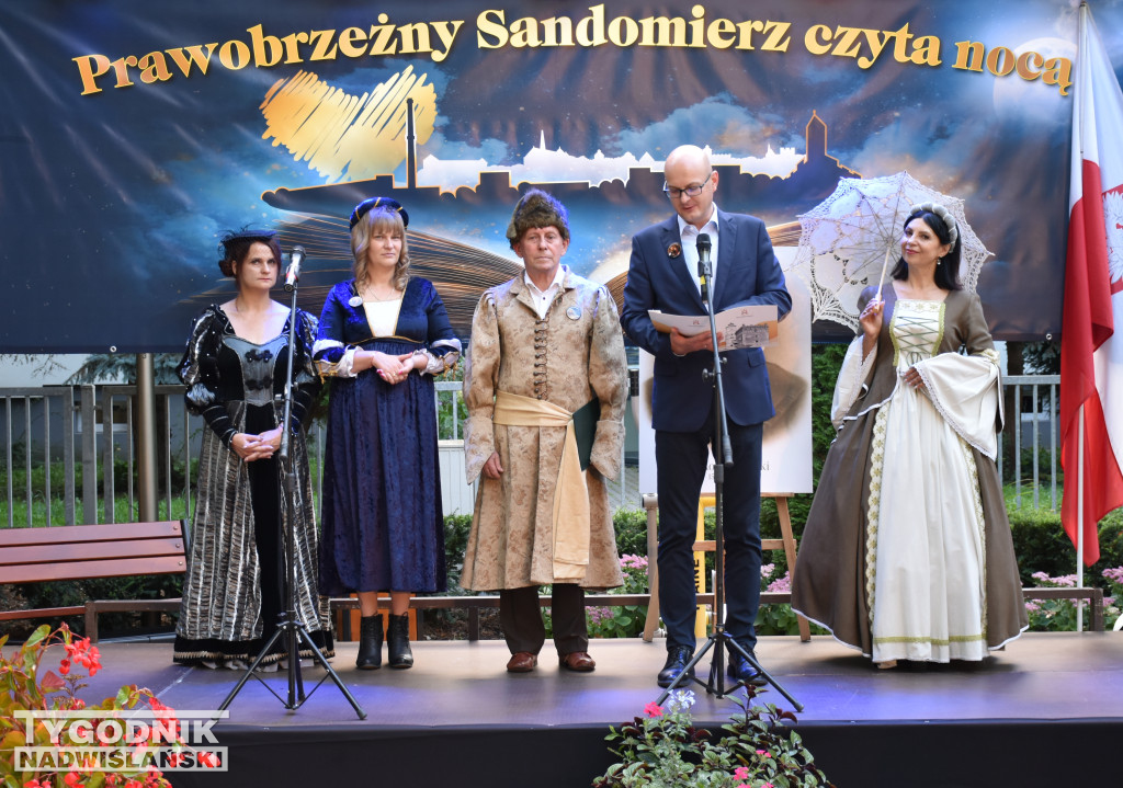 Prawobrzeżny Sandomierz Czyta Nocą