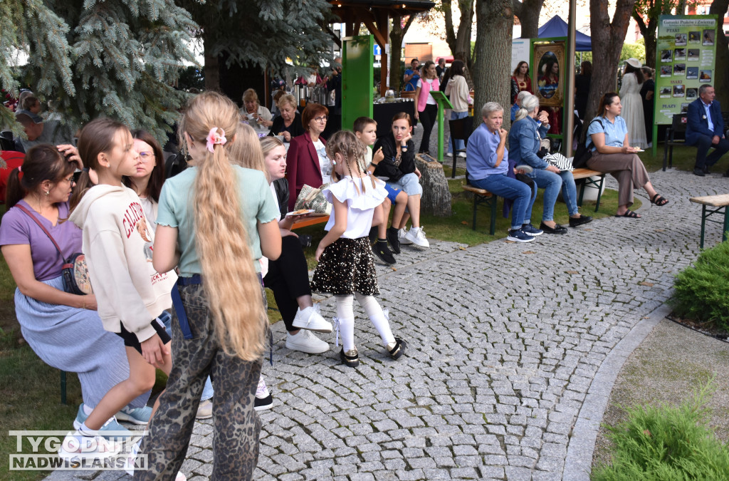 Prawobrzeżny Sandomierz Czyta Nocą