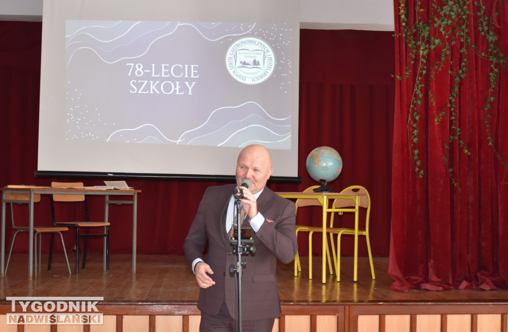 Stypendia od absolwentów „Marmolady” dla uczennic