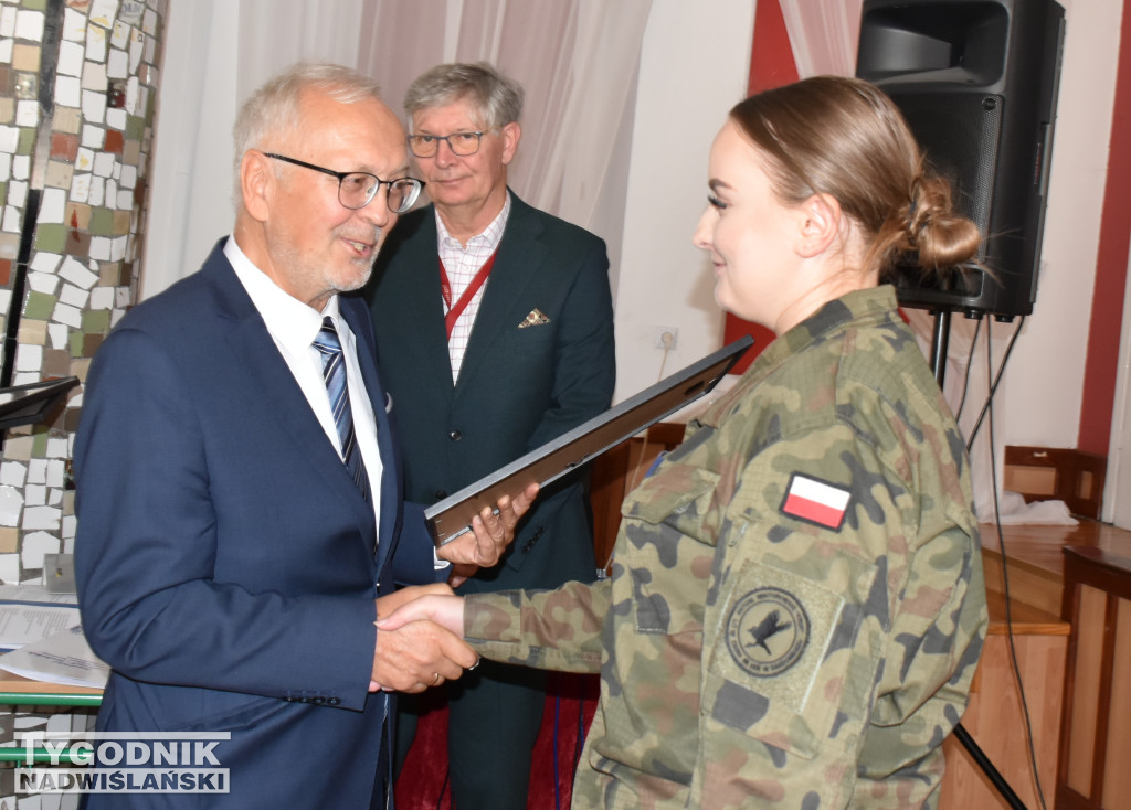Stypendia od absolwentów „Marmolady” dla uczennic