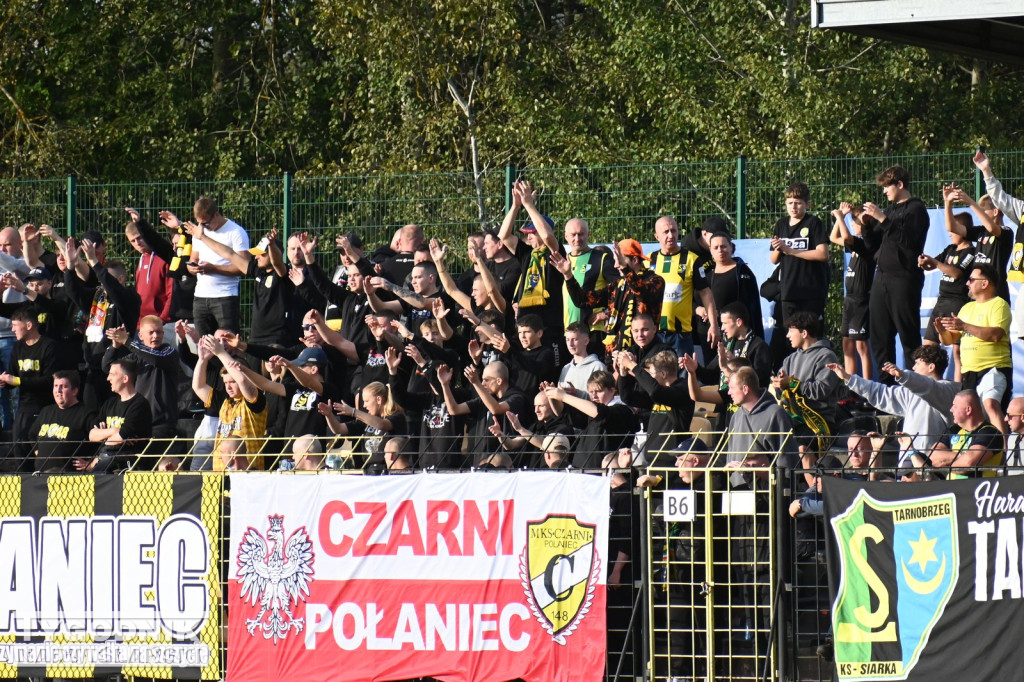 Kibice na meczu Czarni Połaniec - Siarka Tarnobrzeg