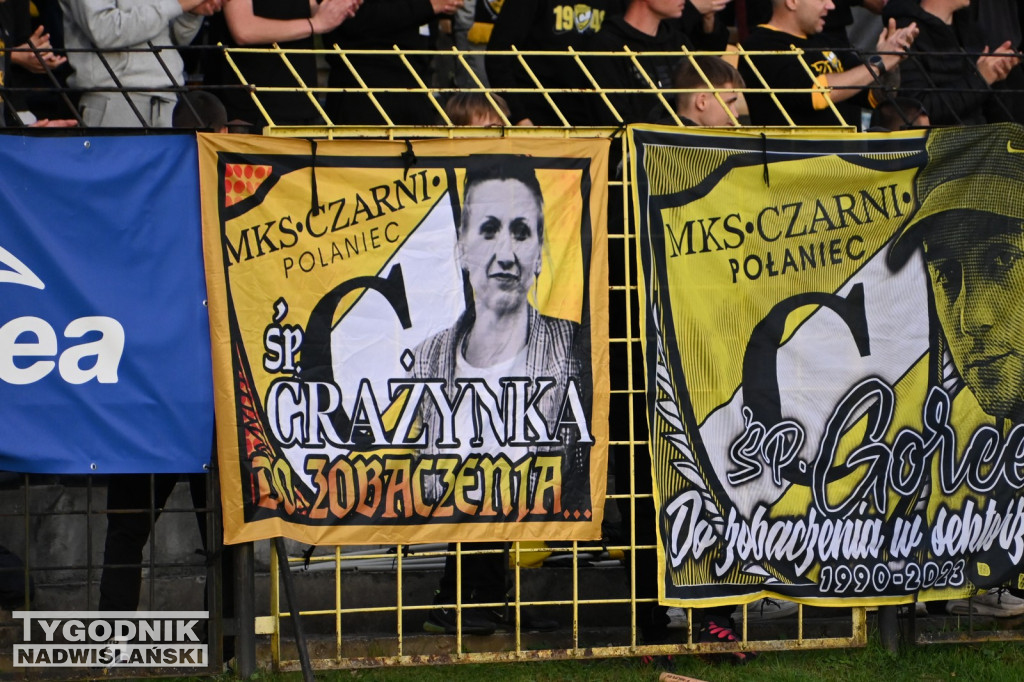 Kibice na meczu Czarni Połaniec - Siarka Tarnobrzeg