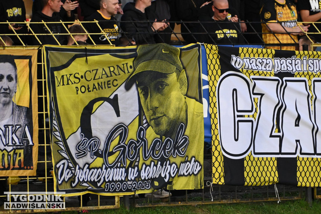 Kibice na meczu Czarni Połaniec - Siarka Tarnobrzeg