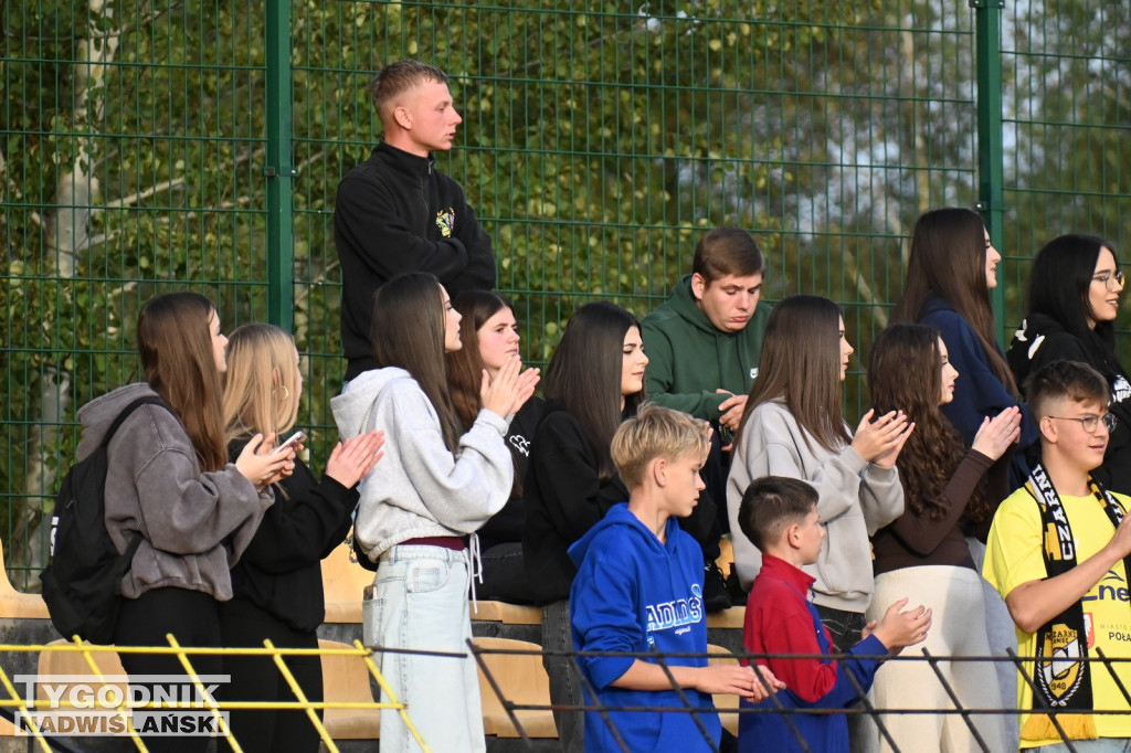 Kibice na meczu Czarni Połaniec - Siarka Tarnobrzeg