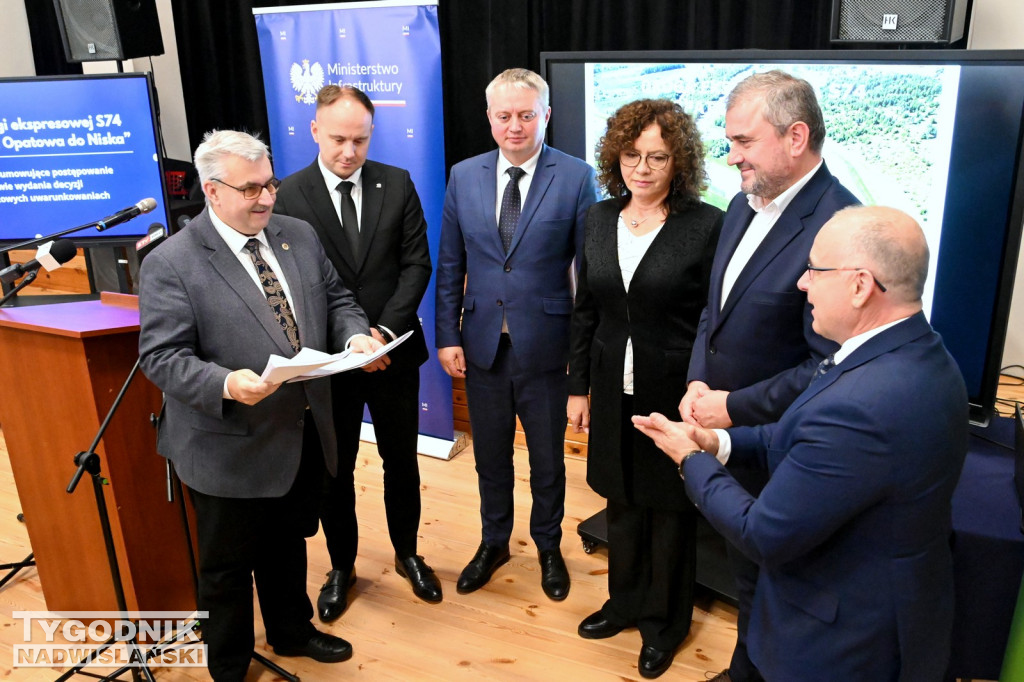 W Sokolnikach o S74