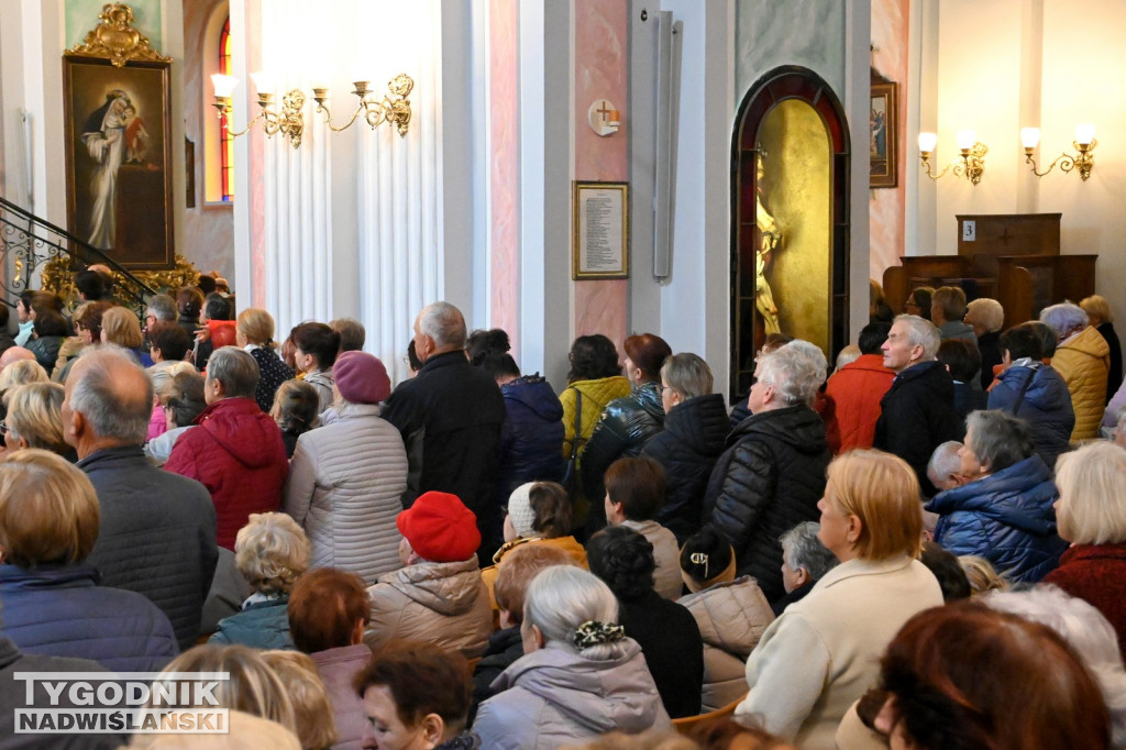Pielgrzymka do Sanktuarium Matki Bożej Dzikowskiej