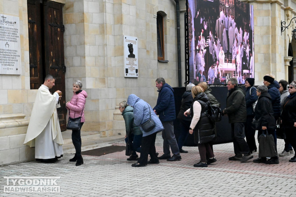 Pielgrzymka do Sanktuarium Matki Bożej Dzikowskiej