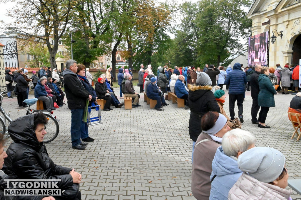 Pielgrzymka do Sanktuarium Matki Bożej Dzikowskiej