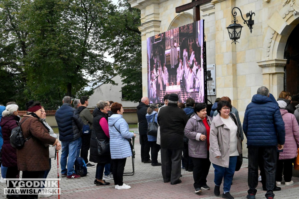 Pielgrzymka do Sanktuarium Matki Bożej Dzikowskiej
