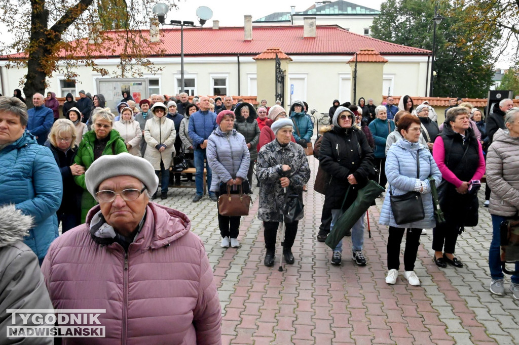 Pielgrzymka do Sanktuarium Matki Bożej Dzikowskiej