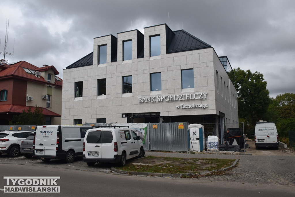 Budowa nowego budynku Banku Spółdzielczego