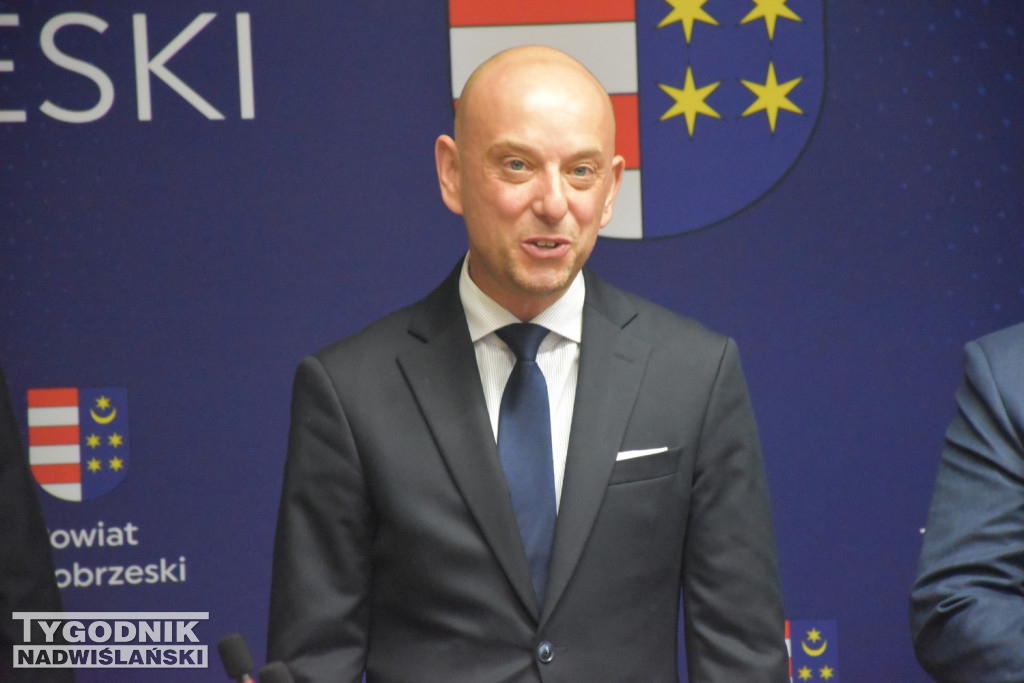 Podpisanie porozumienia między powiatami