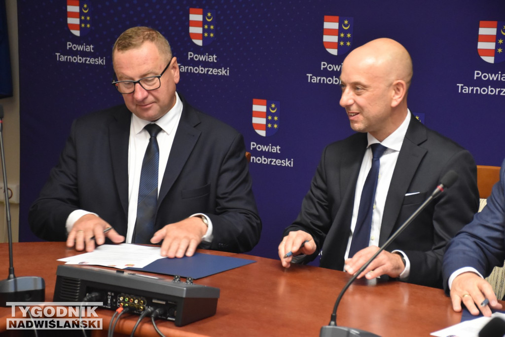 Podpisanie porozumienia między powiatami