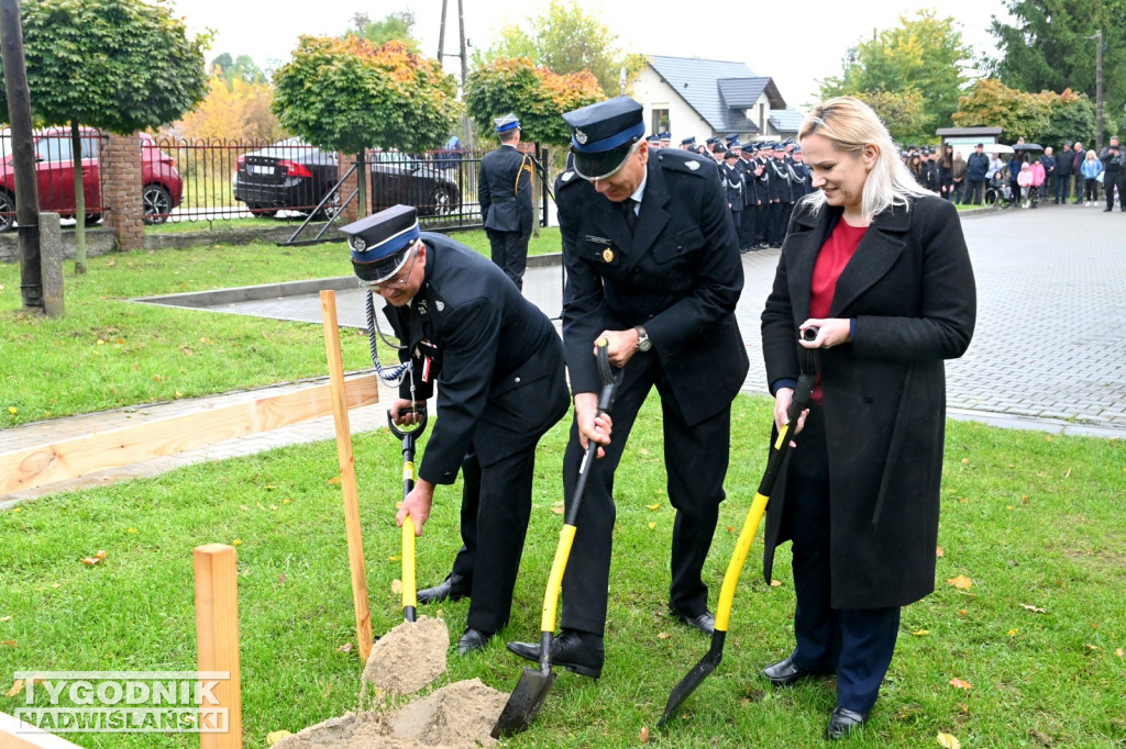 Nowy wóz strażacki dla OSP Chmielów