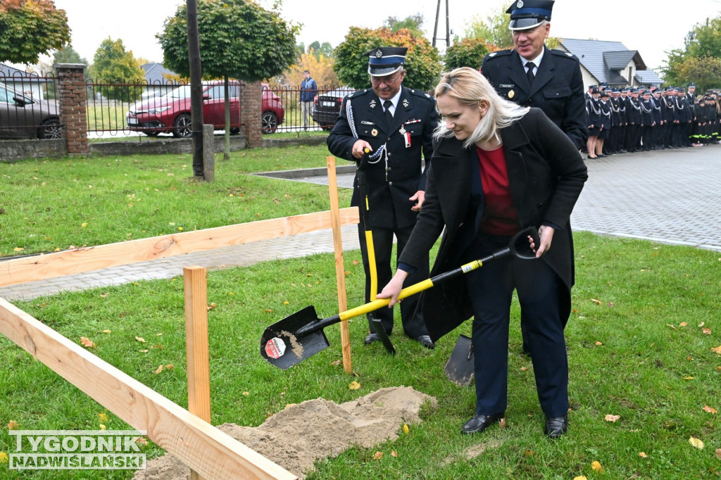 Nowy wóz strażacki dla OSP Chmielów