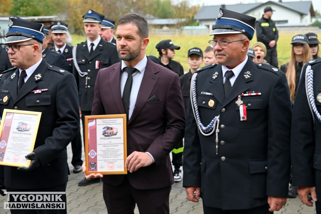 Nowy wóz strażacki dla OSP Chmielów