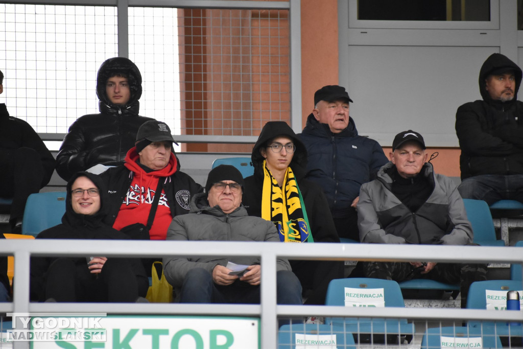 Zdjęcia kibiców mecz Siarka - Avia