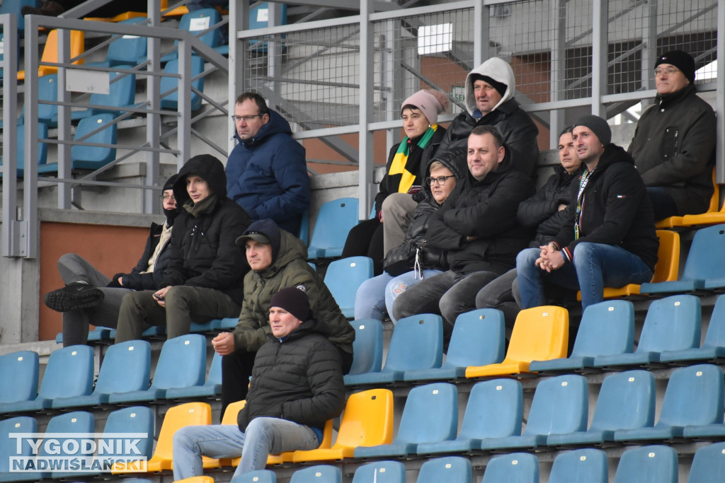 Zdjęcia kibiców mecz Siarka - Avia