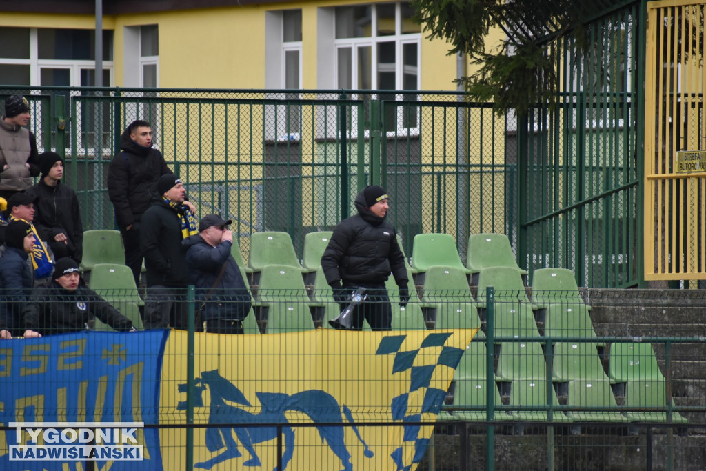 Zdjęcia kibiców mecz Siarka - Avia