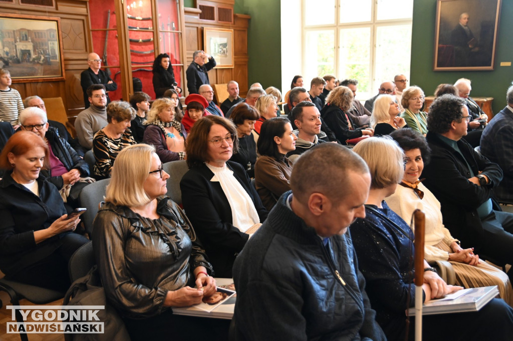 Wystawa prac Mariana Ruzamskiego w tarnobrzeskim muzeum