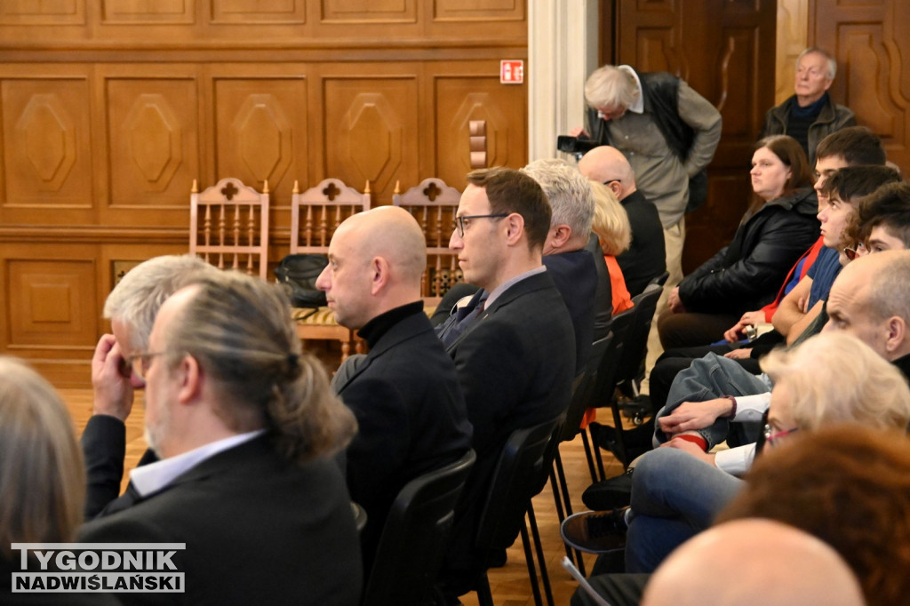 Wystawa prac Mariana Ruzamskiego w tarnobrzeskim muzeum