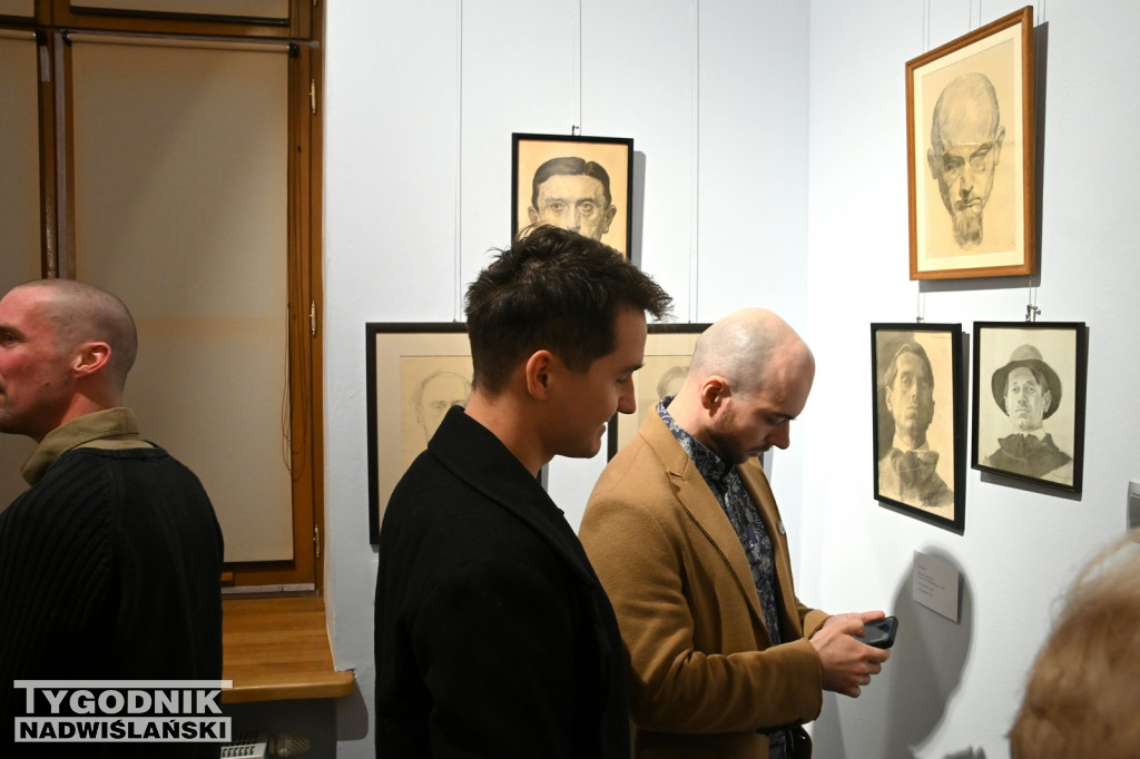 Wystawa prac Mariana Ruzamskiego w tarnobrzeskim muzeum