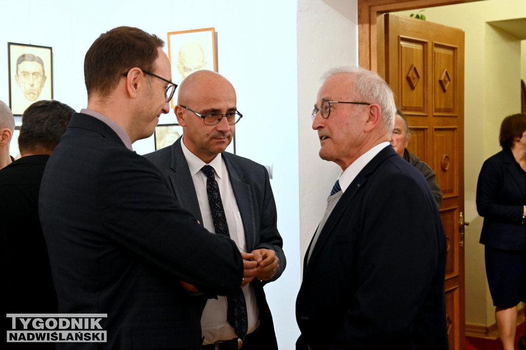 Wystawa prac Mariana Ruzamskiego w tarnobrzeskim muzeum