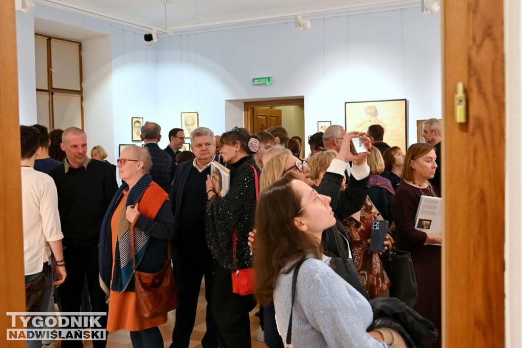 Wystawa prac Mariana Ruzamskiego w tarnobrzeskim muzeum