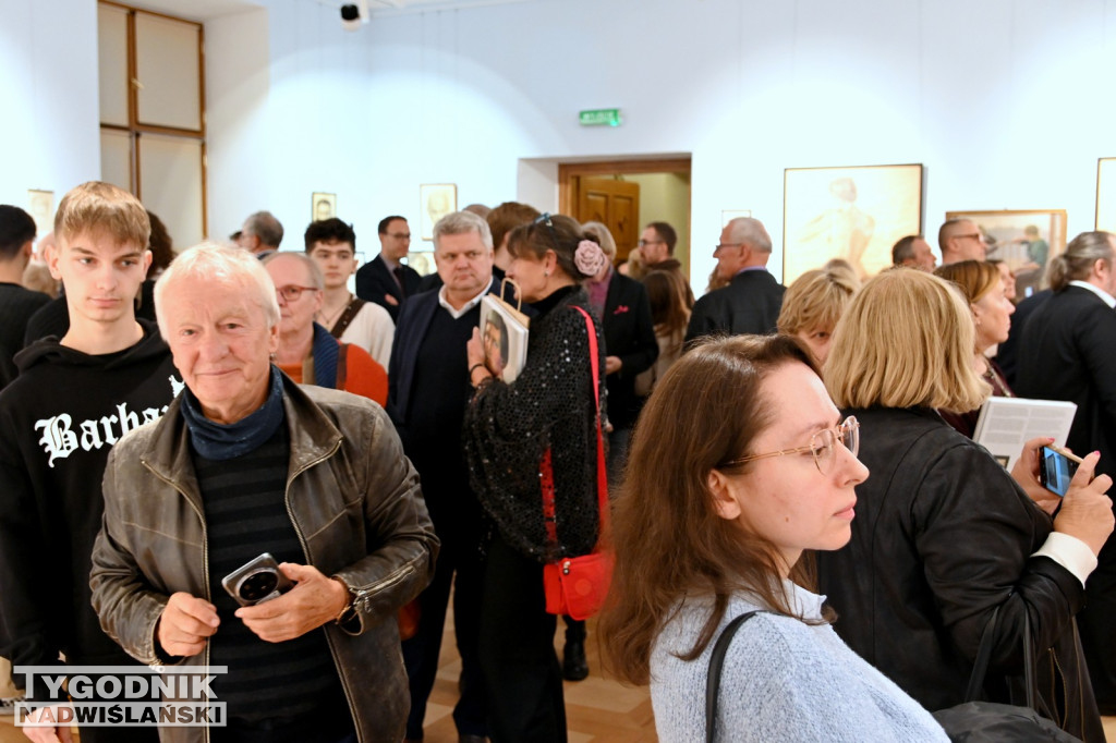 Wystawa prac Mariana Ruzamskiego w tarnobrzeskim muzeum