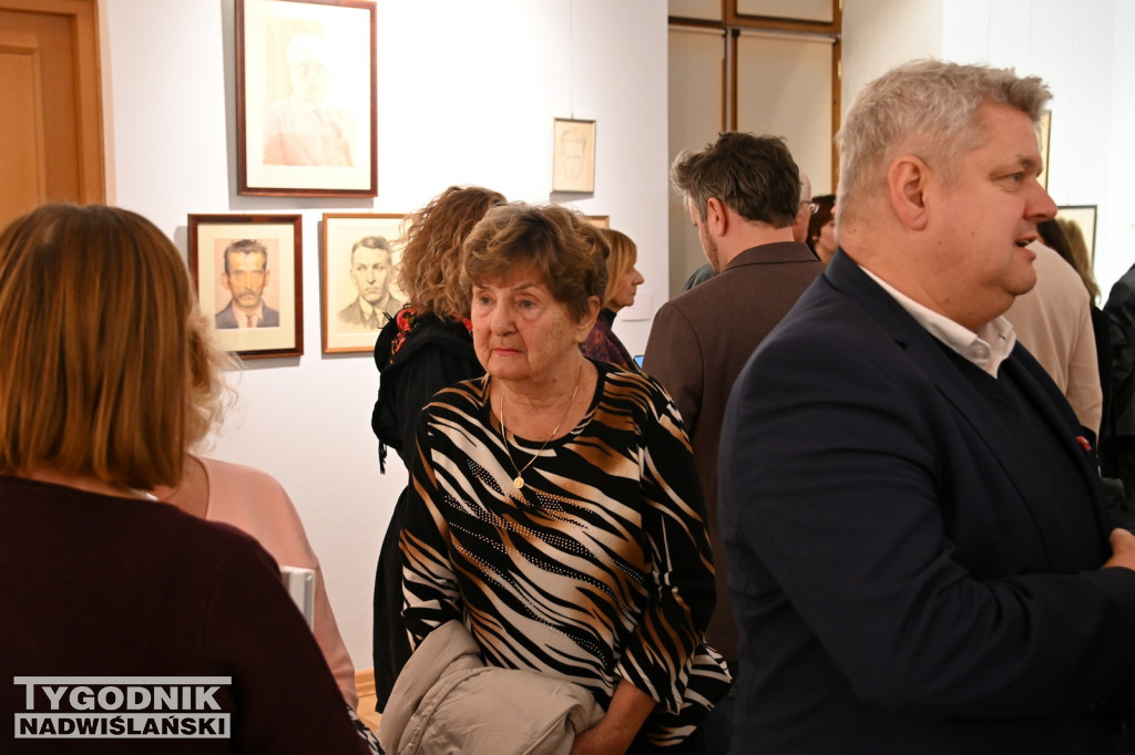 Wystawa prac Mariana Ruzamskiego w tarnobrzeskim muzeum
