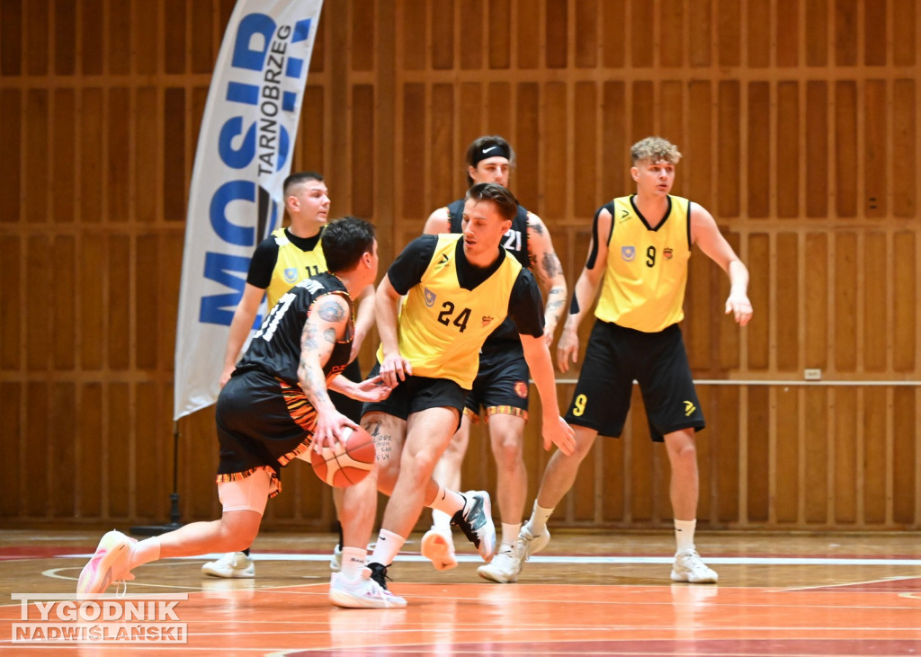 MKKS Siarka Tarnobrzeg - Dziki Basket Mielec