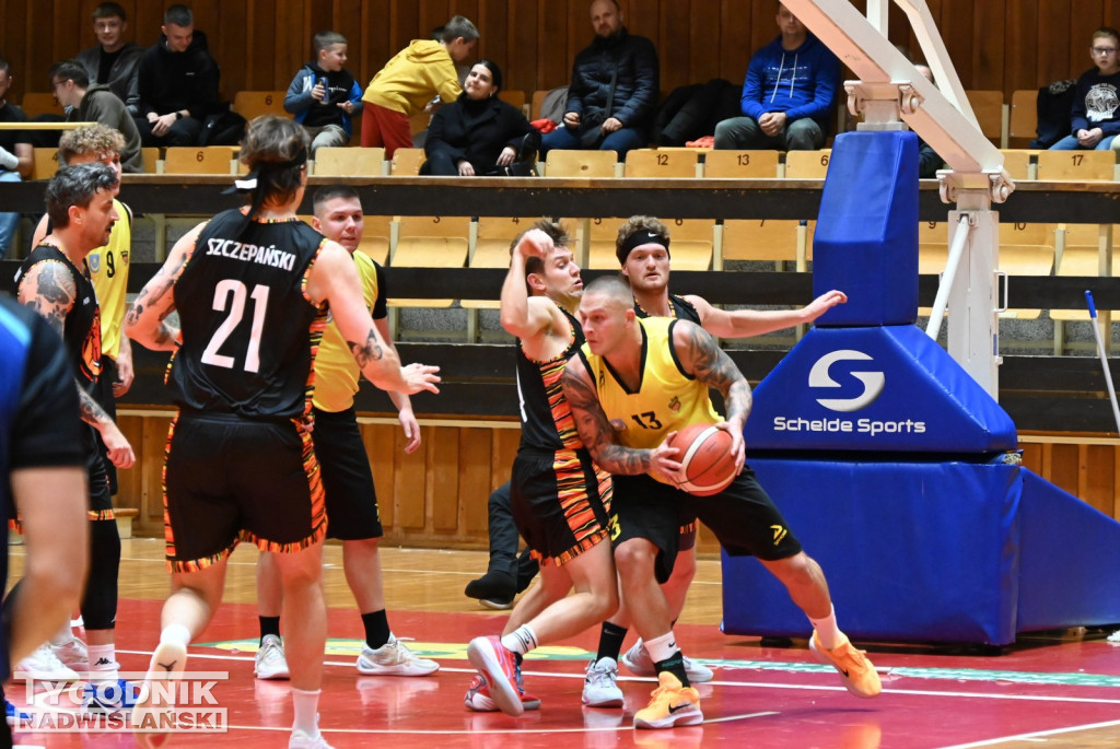 MKKS Siarka Tarnobrzeg - Dziki Basket Mielec