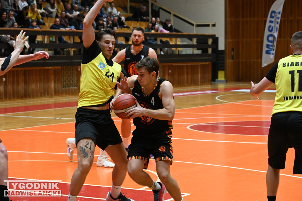 MKKS Siarka Tarnobrzeg - Dziki Basket Mielec