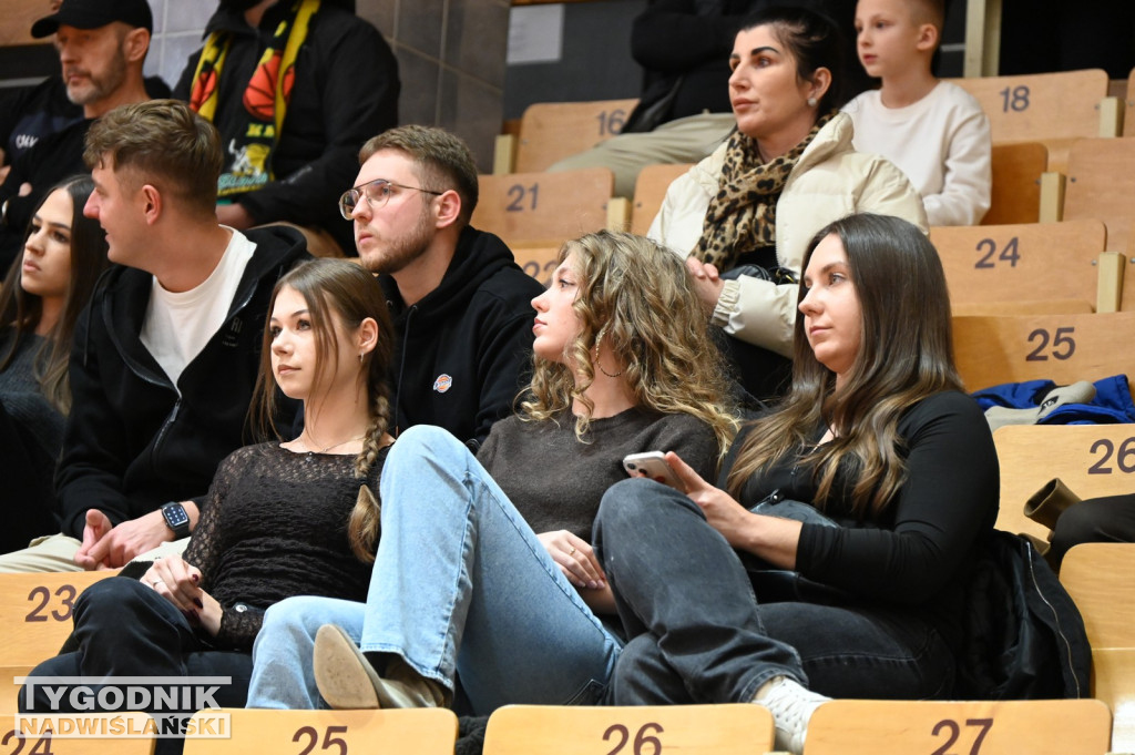 Kibice ma meczu MKKS Siarka - Dziki Basket Mielec