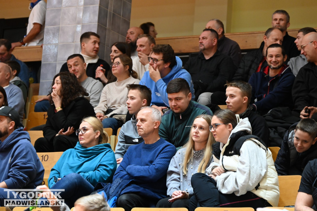 Kibice ma meczu MKKS Siarka - Dziki Basket Mielec