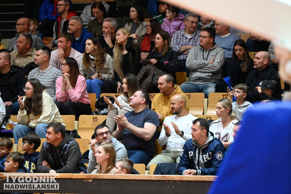 Kibice ma meczu MKKS Siarka - Dziki Basket Mielec