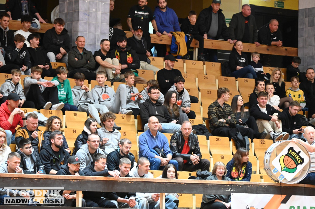 Kibice ma meczu MKKS Siarka - Dziki Basket Mielec