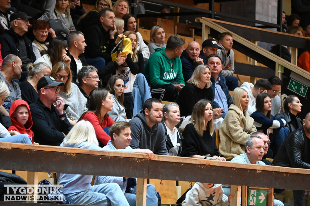 Kibice ma meczu MKKS Siarka - Dziki Basket Mielec