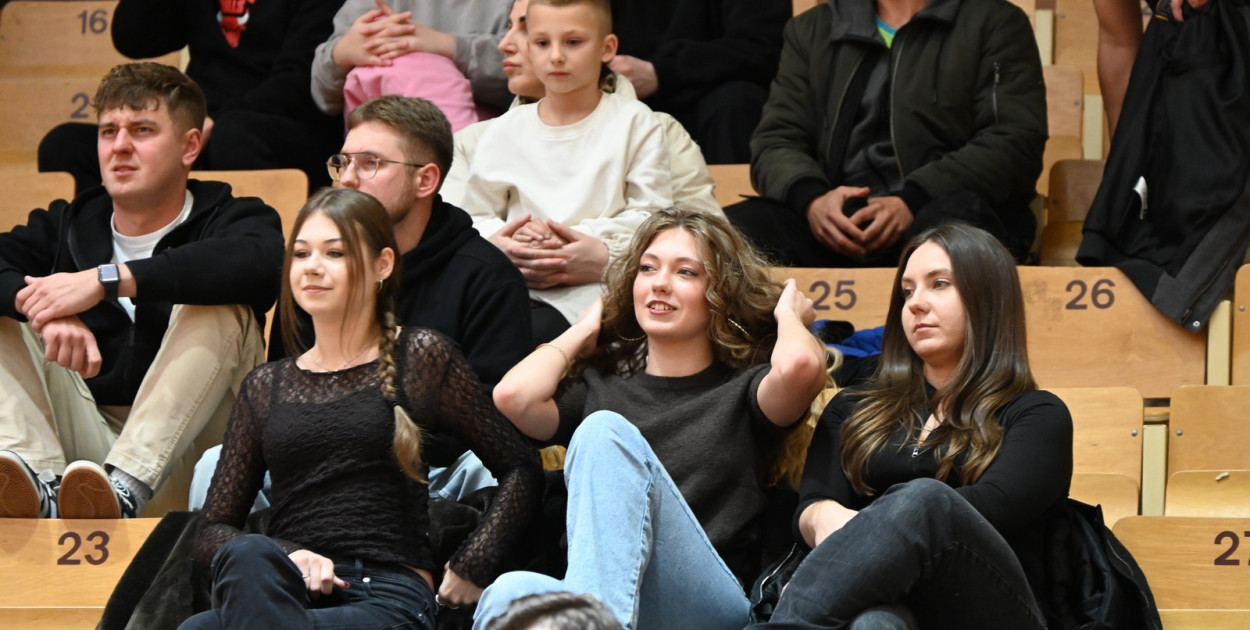 Kibice ma meczu MKKS Siarka - Dziki Basket Mielec
