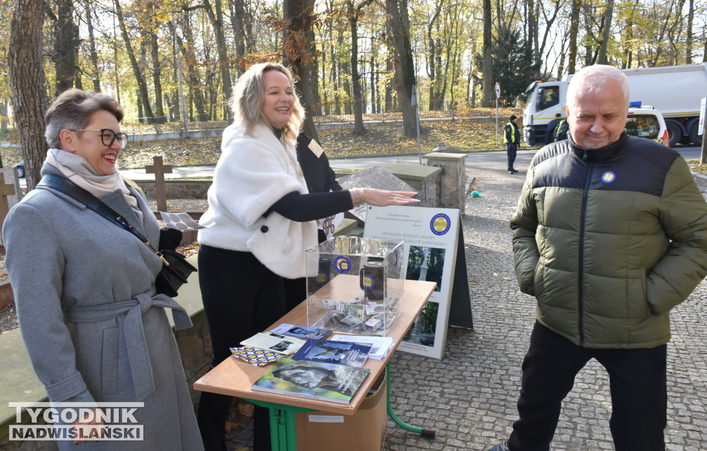 Sandomierska kwesta na rzecz ratowania nagrobków