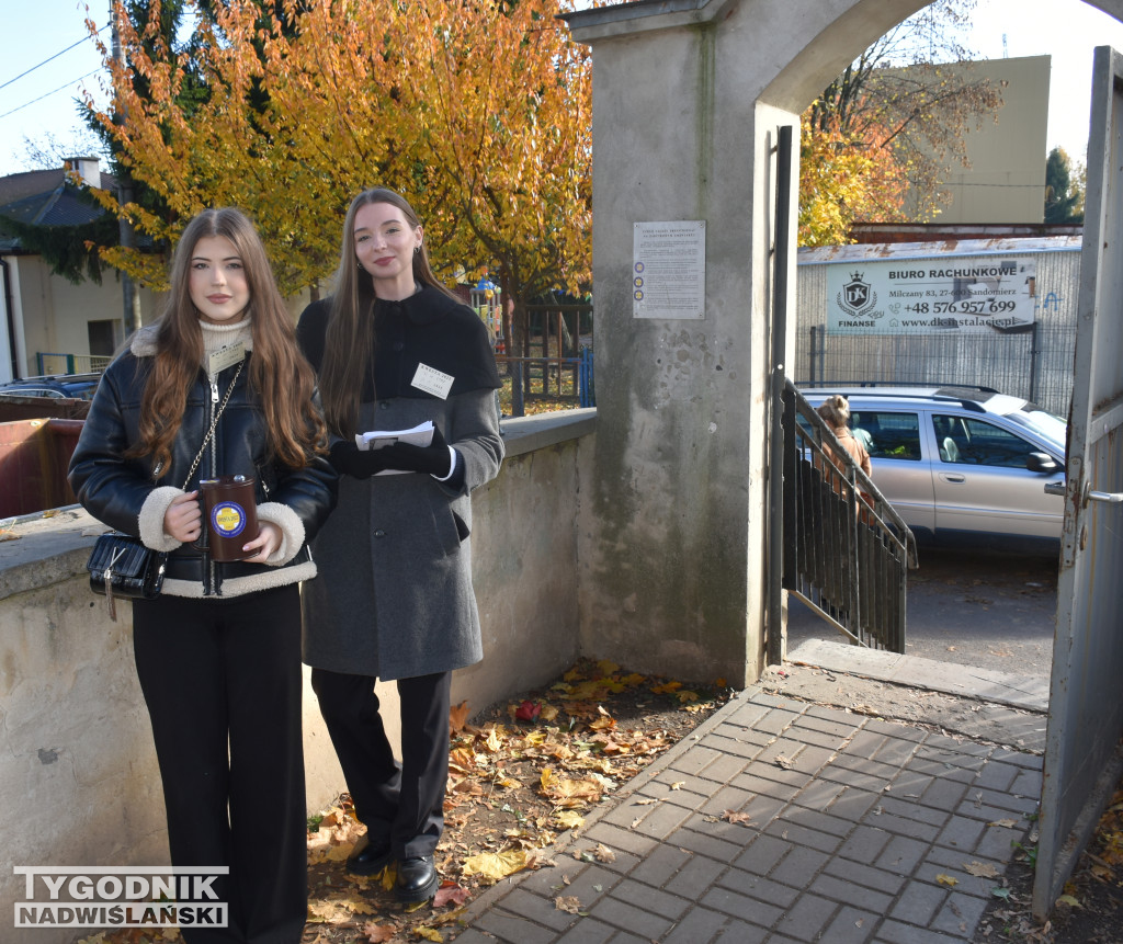 Sandomierska kwesta na rzecz ratowania nagrobków