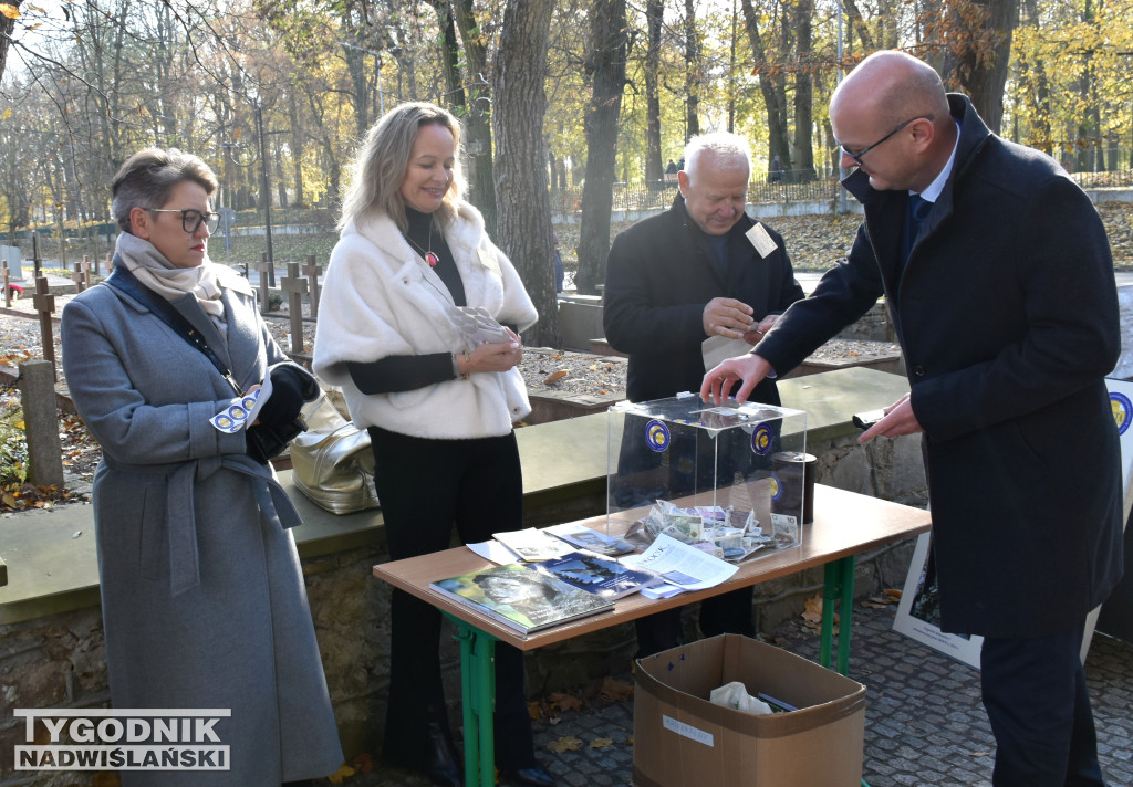 Sandomierska kwesta na rzecz ratowania nagrobków